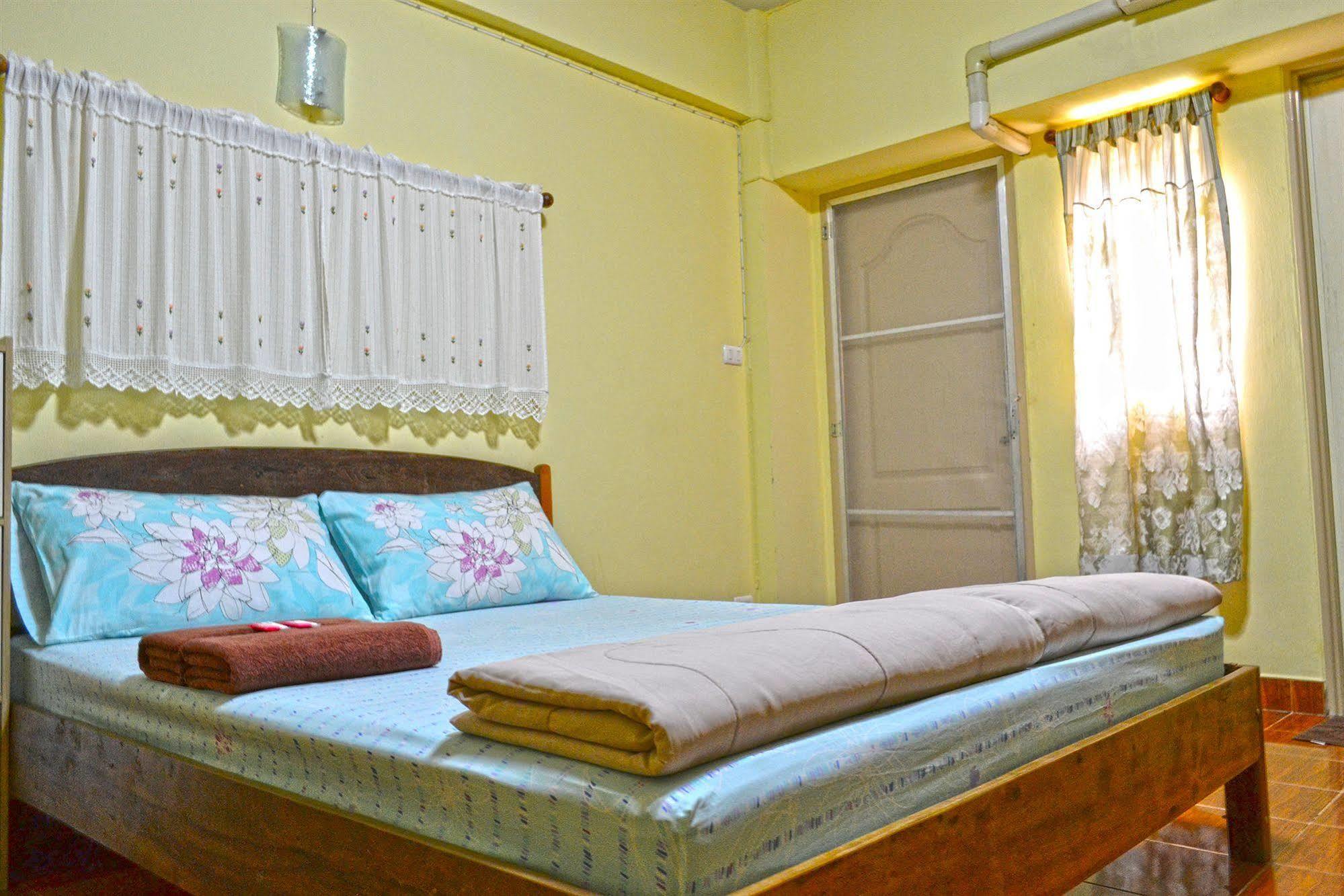 Benjaratch Boutique Apartment Bangkok Eksteriør billede