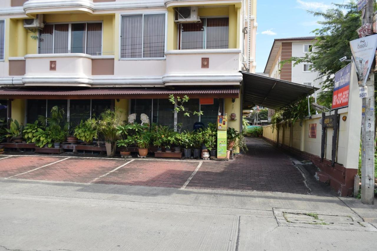 Benjaratch Boutique Apartment Bangkok Eksteriør billede
